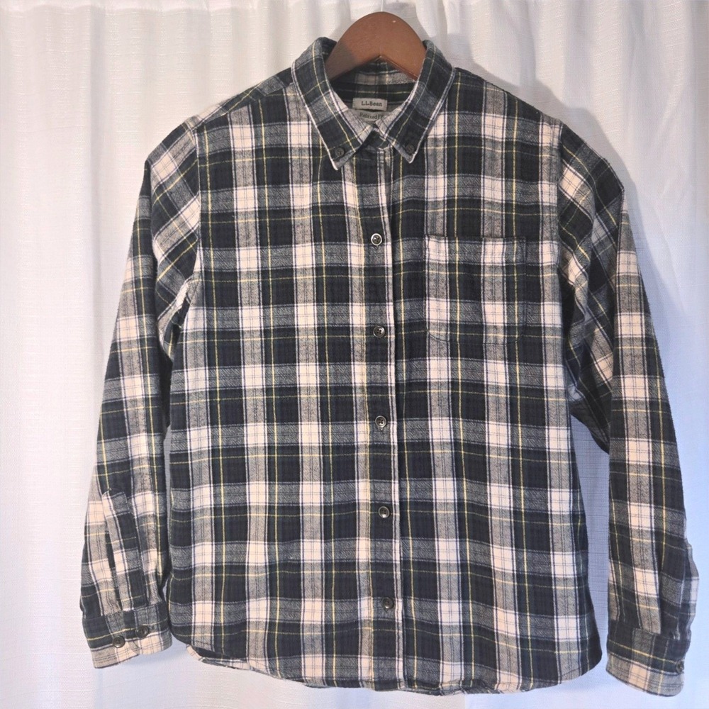 LL Bean Women Plaid Flannel Small Petite Button Up Long Sleeve Blue Green Cotton